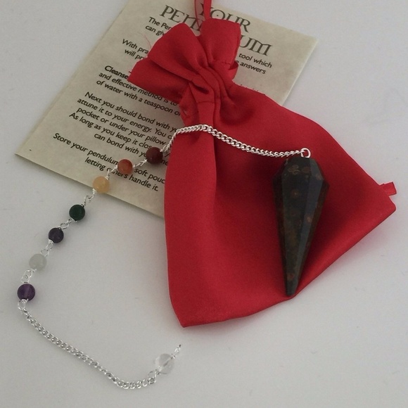 Bloodstone Chakra Pendulum Twelve Sided Heliotrope - Picture 3 of 5